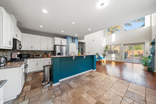 30 Renoir Ct, Oakley, CA 94561