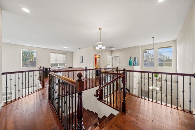 30 Renoir Ct, Oakley, CA 94561