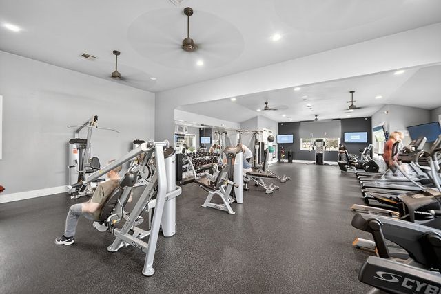 2840 Mariposa Drive, Grand Prairie, TX 75054