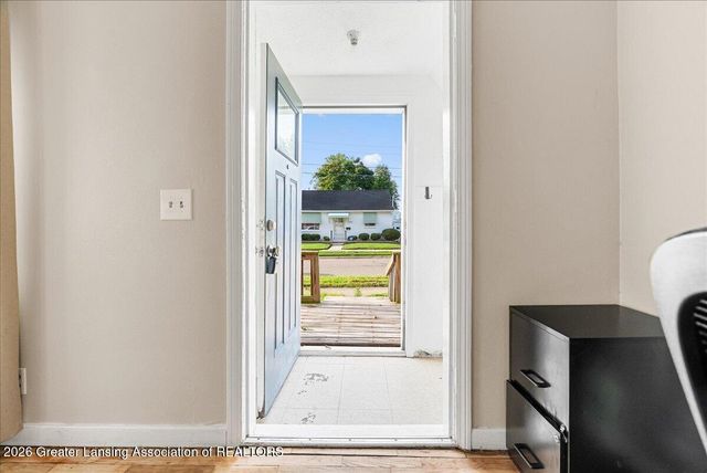 735 Vance Street, Lansing, MI 48906