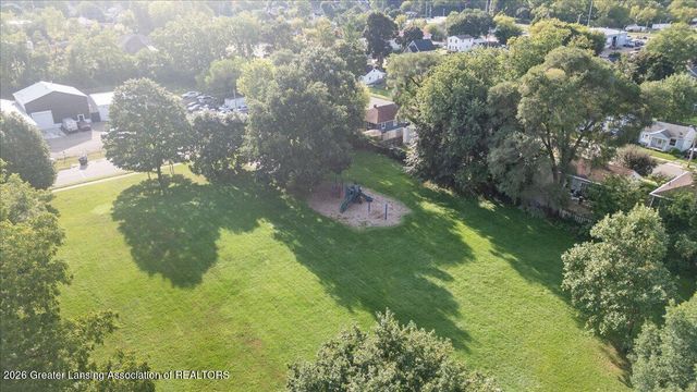 735 Vance Street, Lansing, MI 48906