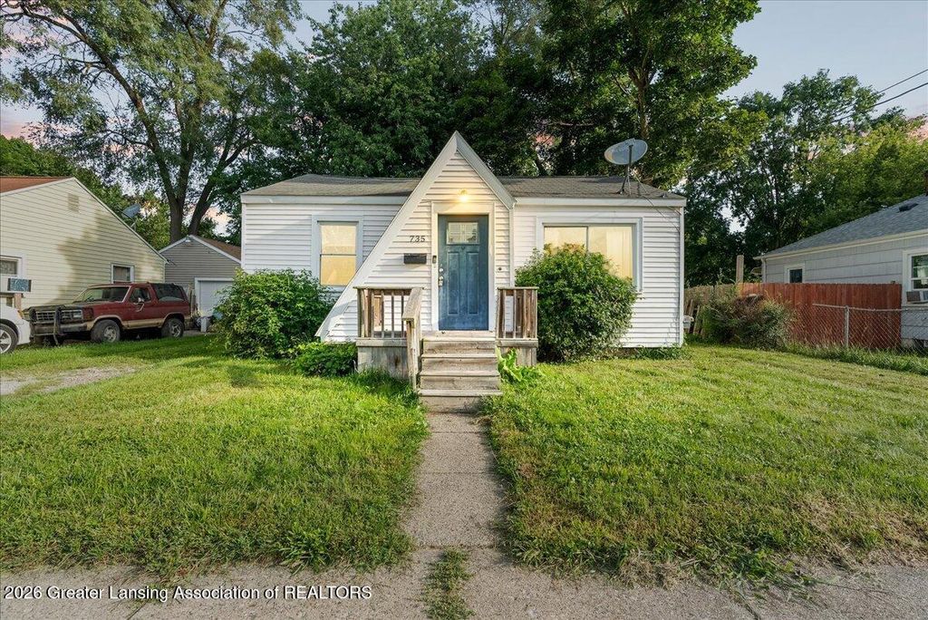 735 Vance Street, Lansing, MI 48906