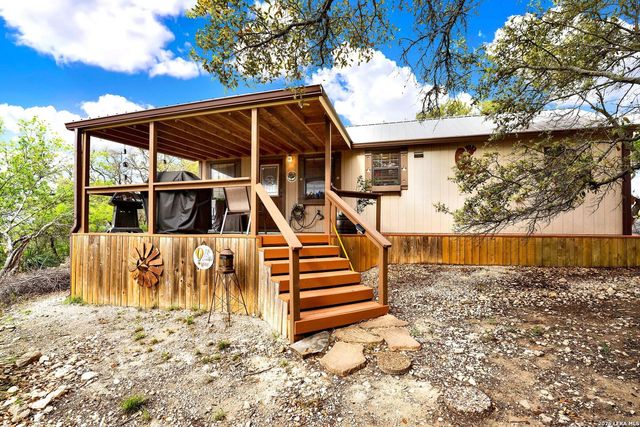 647 Medina Hills, Medina, TX 78055