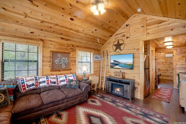 647 Medina Hills, Medina, TX 78055