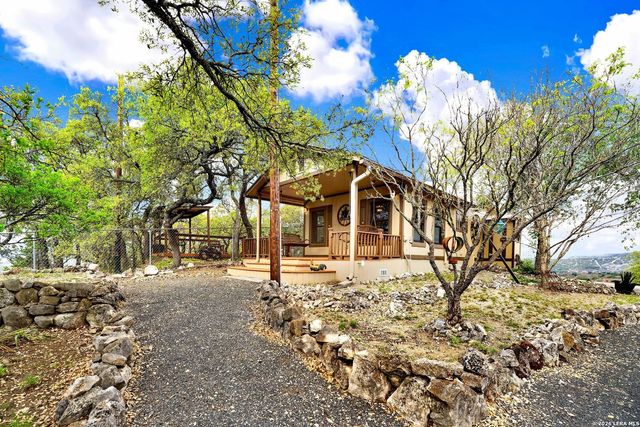 647 Medina Hills, Medina, TX 78055