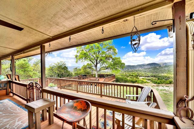 647 Medina Hills, Medina, TX 78055