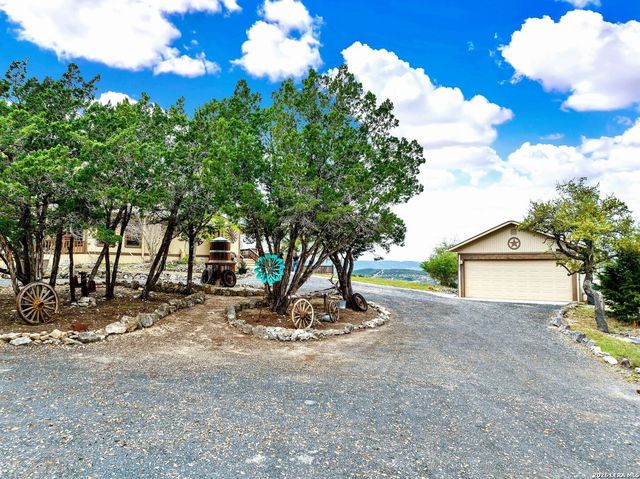 647 Medina Hills, Medina, TX 78055