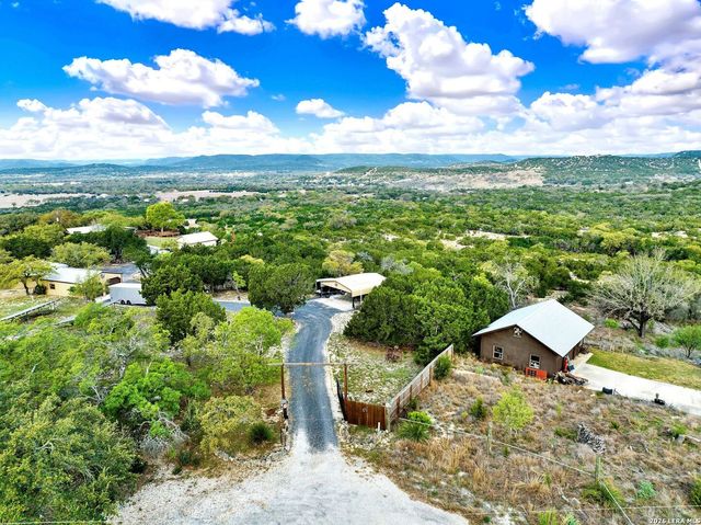 647 Medina Hills, Medina, TX 78055