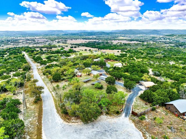 647 Medina Hills, Medina, TX 78055