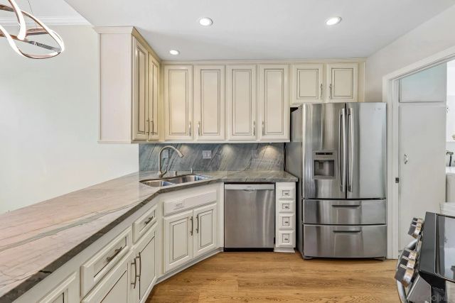 4885 Tinasa Way, San Diego, CA 92124