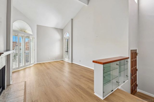 4885 Tinasa Way, San Diego, CA 92124