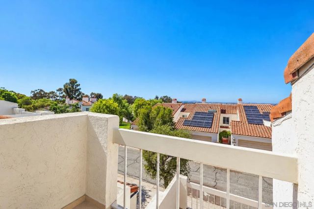 4885 Tinasa Way, San Diego, CA 92124