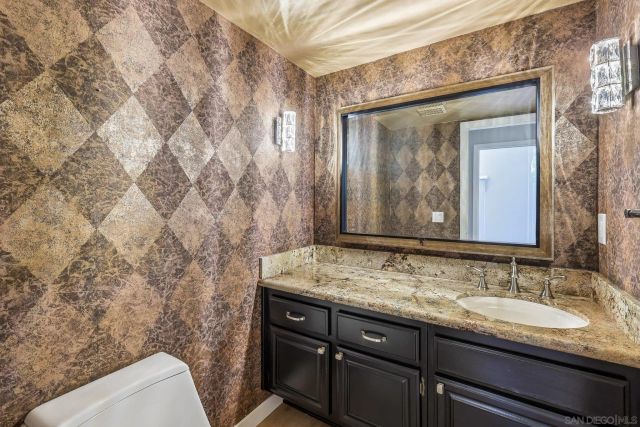 4885 Tinasa Way, San Diego, CA 92124