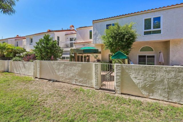 4885 Tinasa Way, San Diego, CA 92124