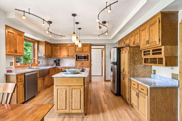 5950 Churchill Street, Shoreview, MN 55126