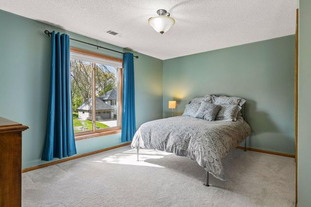 5950 Churchill Street, Shoreview, MN 55126