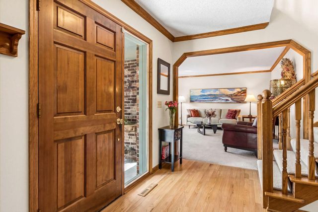 5950 Churchill Street, Shoreview, MN 55126