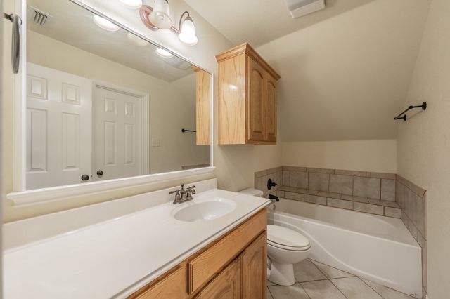 2865 J E Woody Road, Springtown, TX 76082