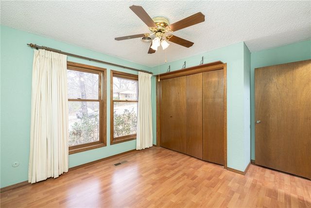 6 Ashfield Lane, Bella Vista, AR 72715