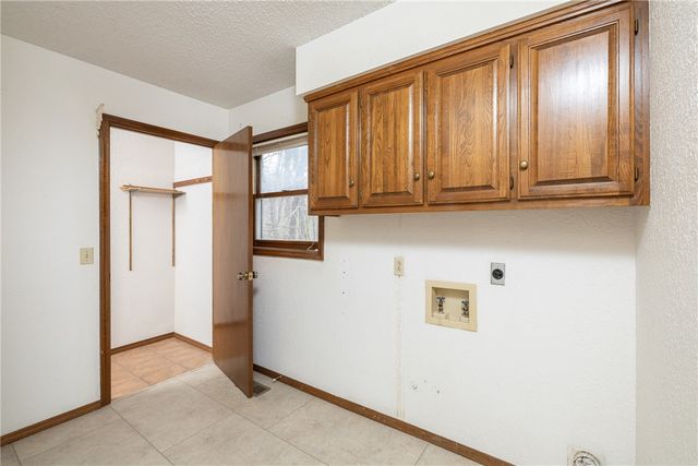 6 Ashfield Lane, Bella Vista, AR 72715