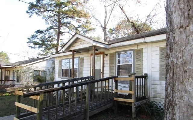 1412 COLLEGE Street, Pineville, LA 71360