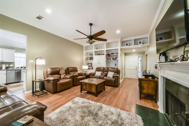 9926 Elm Meadow Trail, Houston, TX 77064