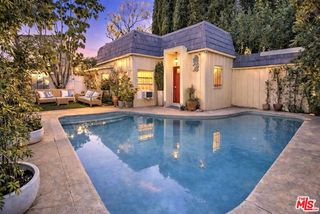 8998 Lloyd Place, West Hollywood, CA 90069