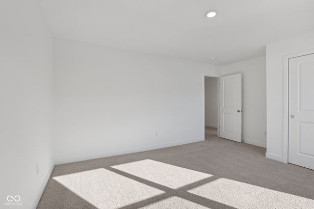 6163 Rhinecliff Drive, Whitestown, IN 46075