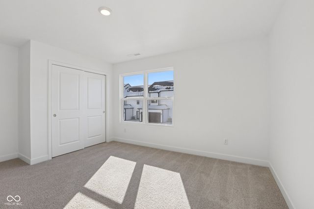 6163 Rhinecliff Drive, Whitestown, IN 46075