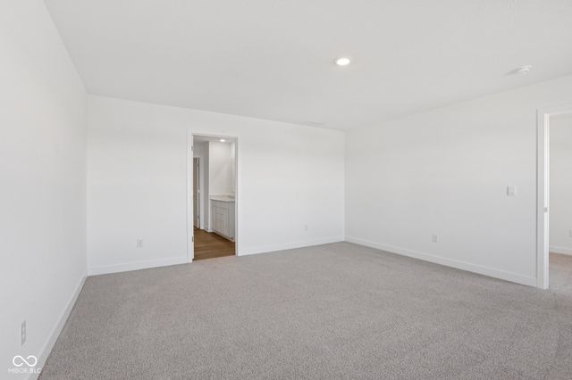 6163 Rhinecliff Drive, Whitestown, IN 46075