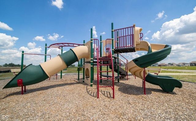 6163 Rhinecliff Drive, Whitestown, IN 46075