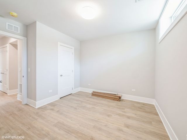 1607 W Waveland Avenue 1S, Chicago, IL 60613