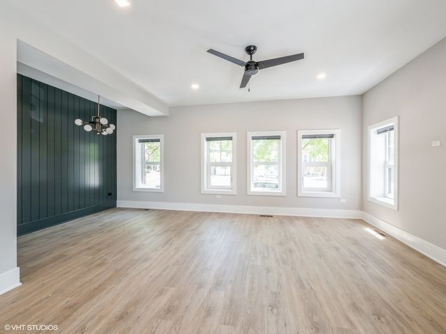 1607 W Waveland Avenue 1S, Chicago, IL 60613