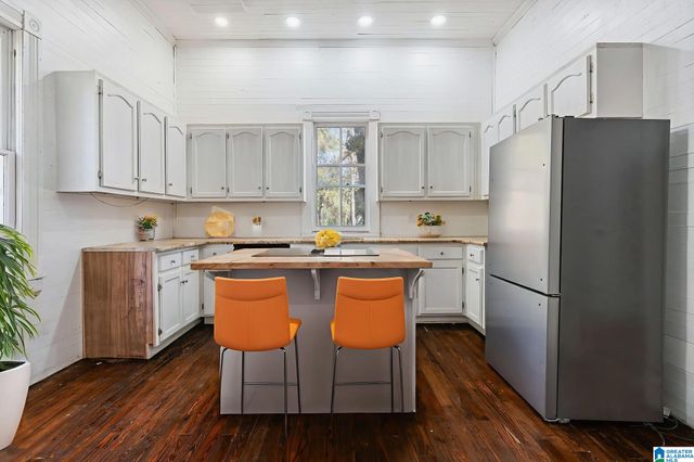 1715 WALNUT STREET, Centreville, AL 35042