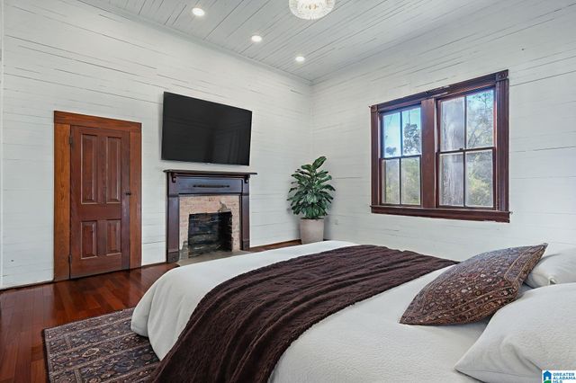 1715 WALNUT STREET, Centreville, AL 35042