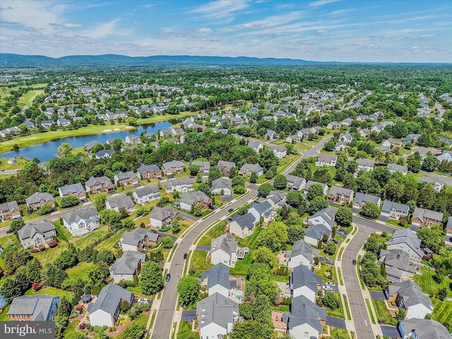 6519 DEBHILL LN, Gainesville, VA 20155