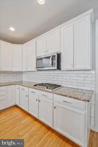 6519 DEBHILL LN, Gainesville, VA 20155