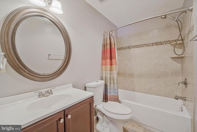 6519 DEBHILL LN, Gainesville, VA 20155