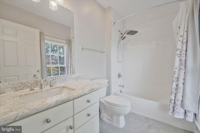 6519 DEBHILL LN, Gainesville, VA 20155