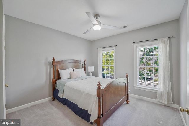 6519 DEBHILL LN, Gainesville, VA 20155