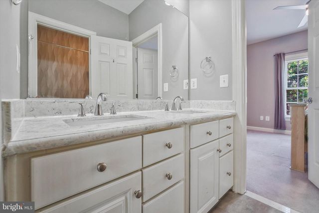 6519 DEBHILL LN, Gainesville, VA 20155