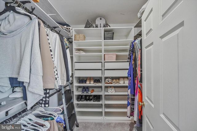 6519 DEBHILL LN, Gainesville, VA 20155