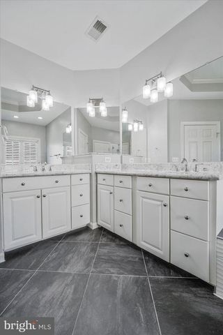 6519 DEBHILL LN, Gainesville, VA 20155