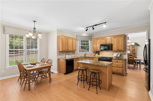 420 Dunhill View Court, Alpharetta, GA 30005