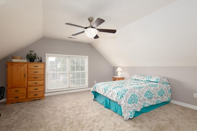 106 Stapleton Way, Georgetown, KY 40324