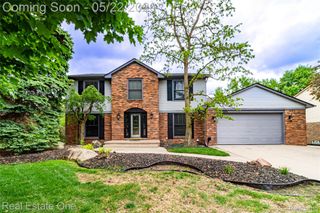24890 White Plains Drive, Novi, MI 48374