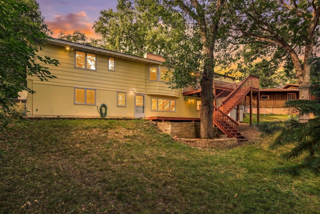 2325 Argonne Drive NE, Columbia Heights, MN 55421 — photo 2
