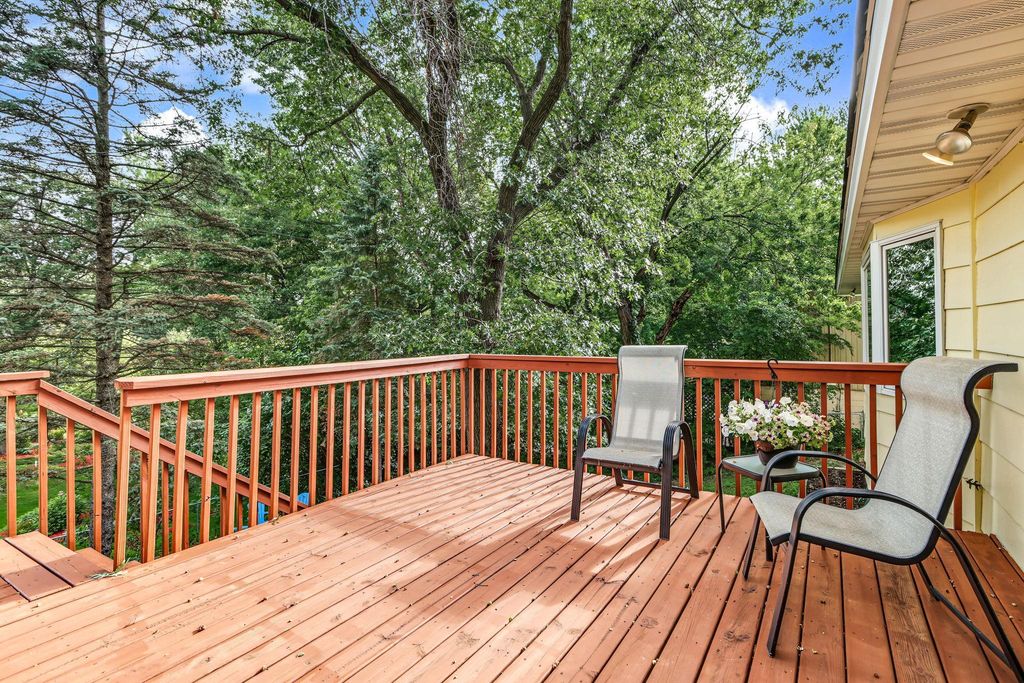 2325 Argonne Drive NE, Columbia Heights, MN 55421 — photo 3