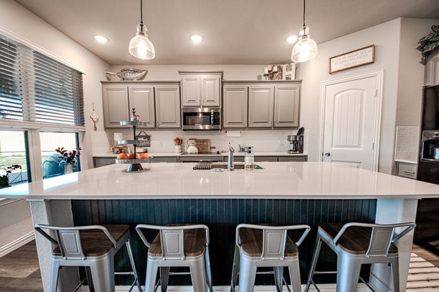 150 Oak Grove Drive, Rhome, TX 76078