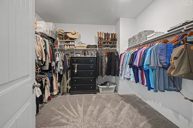 150 Oak Grove Drive, Rhome, TX 76078